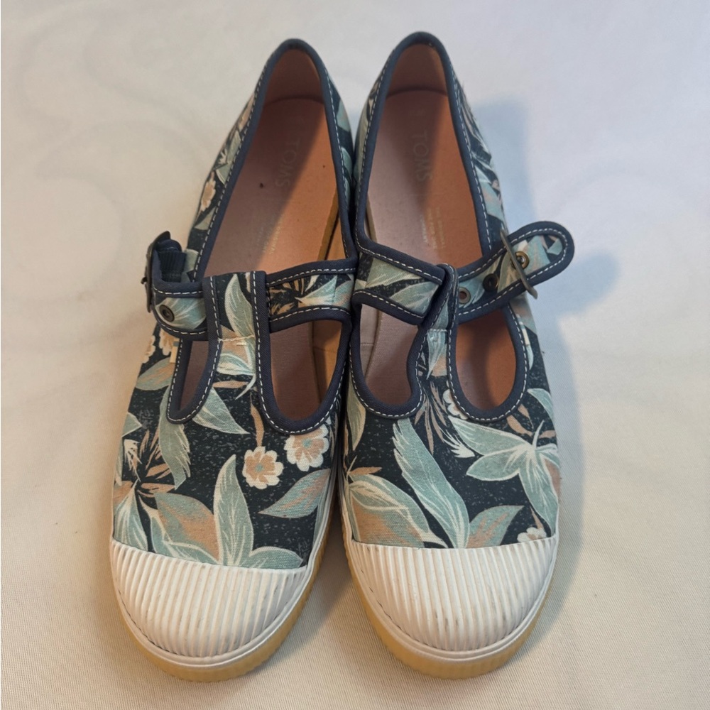 Tom’s Majolica Blue Japanese Floral Print